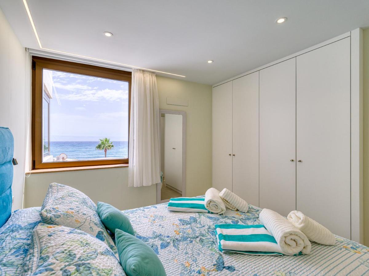 Precioso Apartamento En 1ª Linea De Mar San Agustín Екстериор снимка